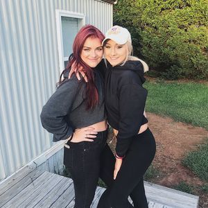 Meet your Posher, Marisa